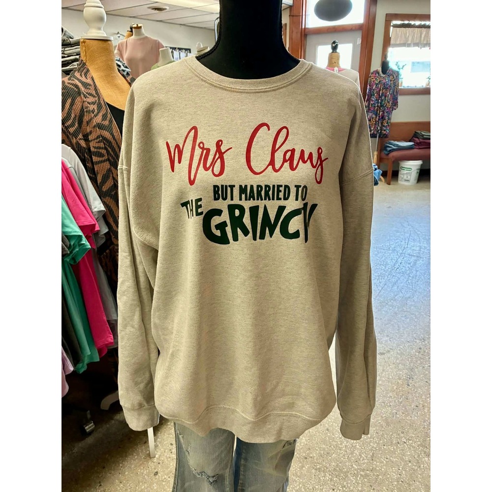 Size XL Jerzees Mrs Claus But Married To The Grinch Christmas Sweatshirt Ash